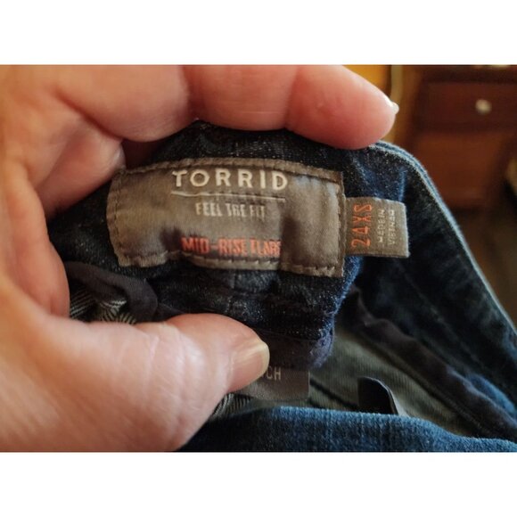 Torrid Mid Rise Plus Size 24XS Flare Wide Leg Vintage Stretch Feel The Fit - Picture 4 of 9